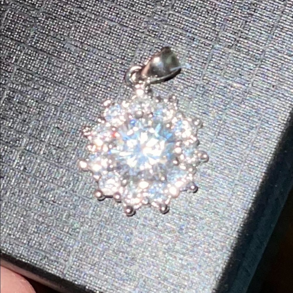 Exquisite Simulated Moissanite Pendant